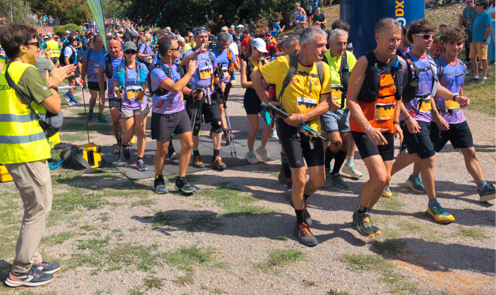 Runners starting a mountain race